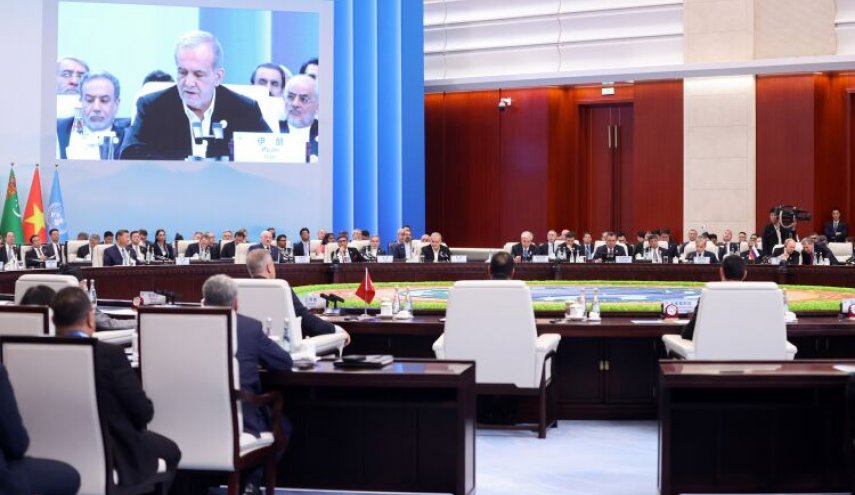 بزشكيان: إيران مستعدة للتوصل إلى حل دبلوماسي لبرنامجها النووي السلمي