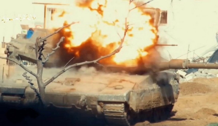 گردان های قدس یک خودروی نظامی صهیونیستها را منهدم کرد