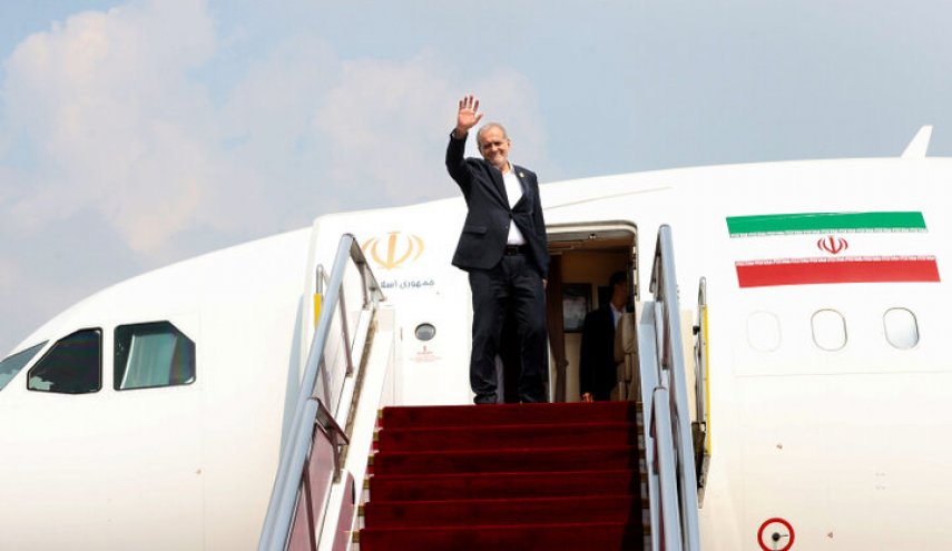 الرئيس بزشكيان يغادر الصين متوجها إلى إيران