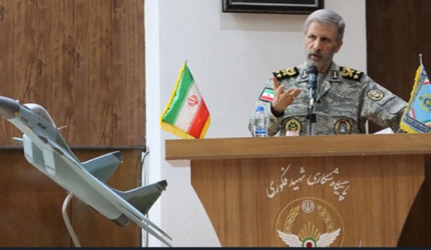 قائد الجيش الايراني: يجب أن نكون مستعدين للقتال دائما