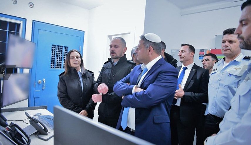 'العليا الإسرائيلية': الطعام المقدم للأسرى الفلسطينيين لا يستوفي معايير القانون