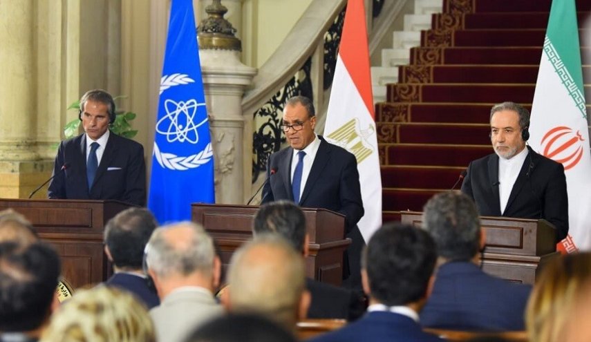 إيران توجه رسالة 