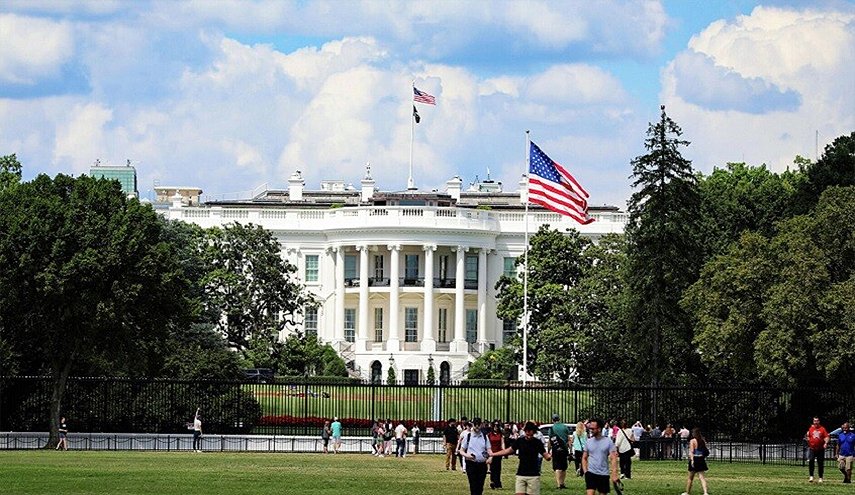 إغلاق البيت الأبيض وفرض طوق أمني واسع حوله