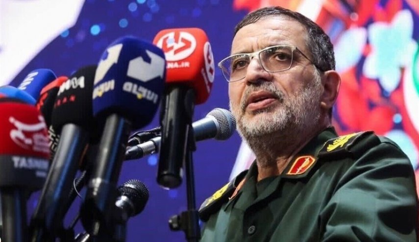 نائيني: العدو يسعى الى قلب معادلة النصر والهزيمة في ساحة المواجهة