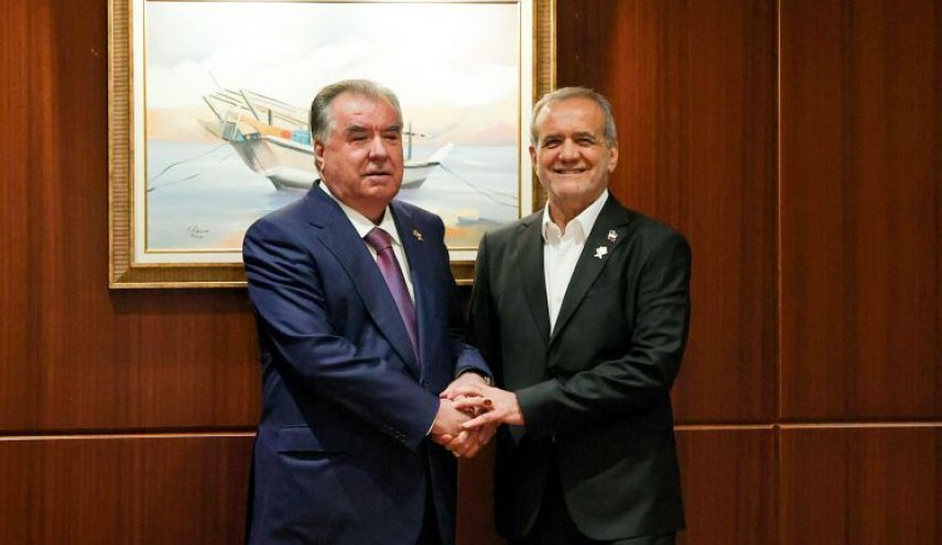 بزشكيان: العلاقات بين إيران وطاجيكستان تشهد نموا جيدا