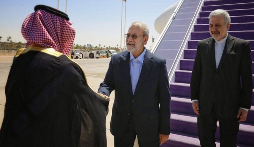 لاريجاني يصل الی العاصمة السعودية