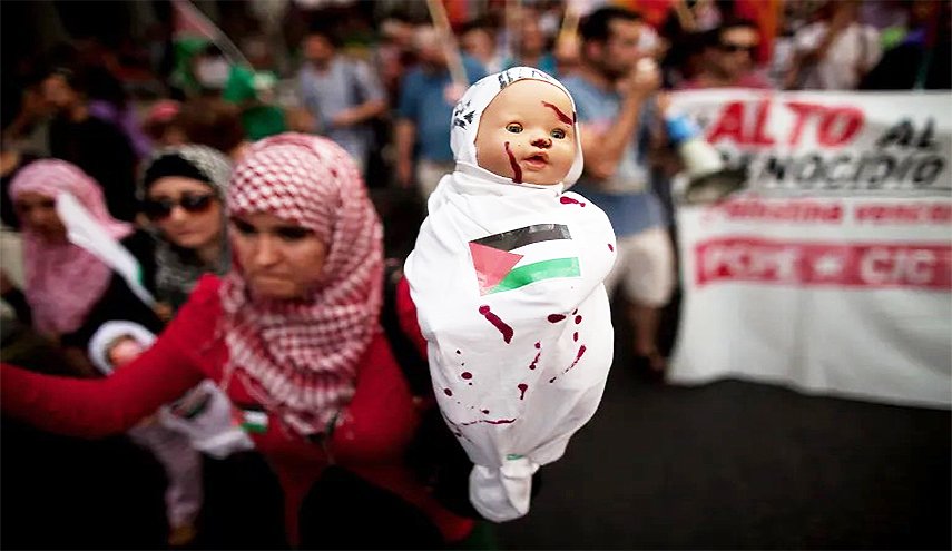 18 ألف طفل قتلهم الإحتلال.. وأسماؤهم عاشت بشوارع مدريد
