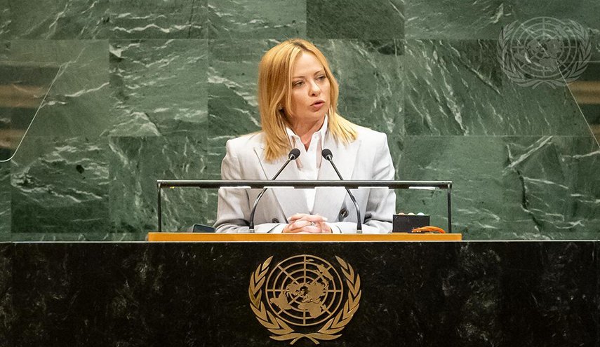 إيطاليا تنضم لداعمي العقوبات على الکیان الإسرائيلي
