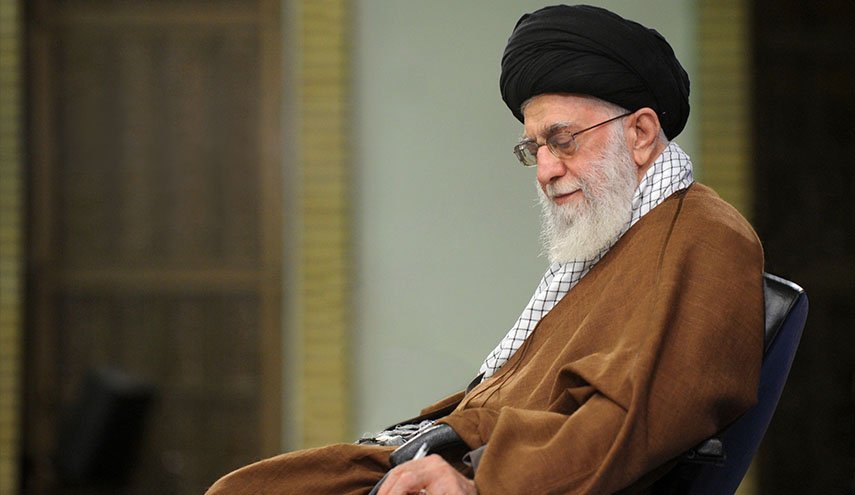 قائد الثورة: الترويج للصلاة، واجب حتمي لاجهزة الدعوة الدينية ورجال الدين