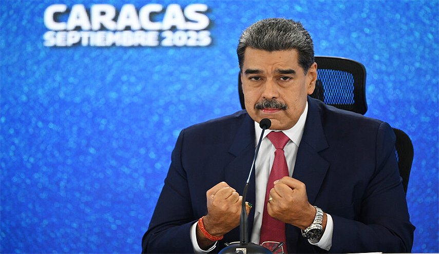 مادورو يستنكر الانقلابات التي دبرتها الـ'سي آي أيه' بأمريكا اللاتينية