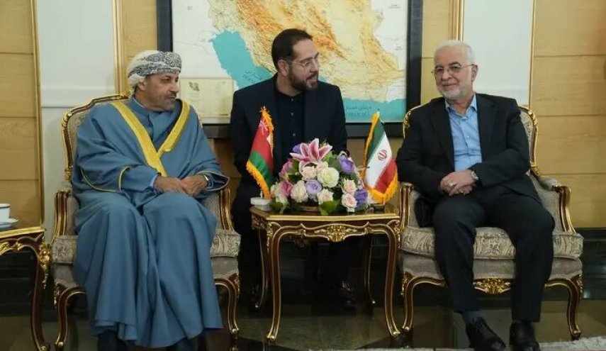 وزير الداخلية: العلاقات بين ايران وعمان وثيقة وجيدة دوما