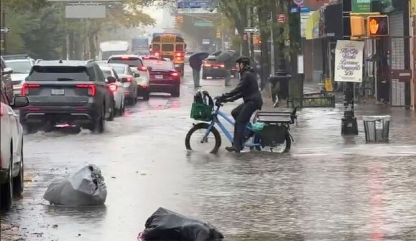 سیل در نیویورک قربانی گرفت