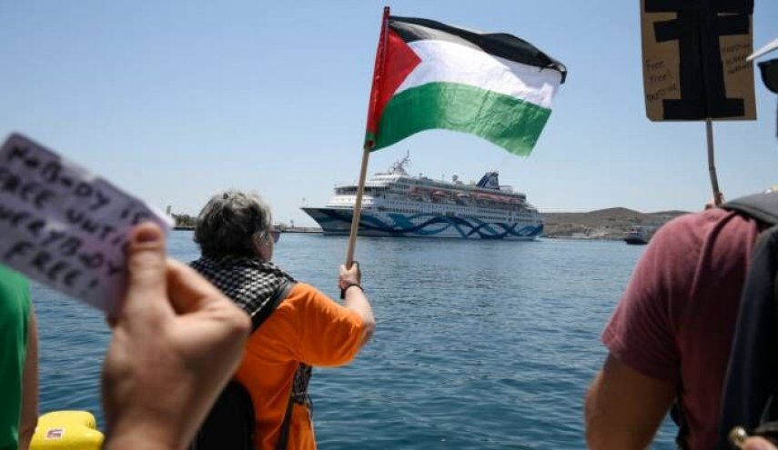 صدها گردشگر صهیونیست در یونان به‌ دلیل تظاهرات ضداسرائیلی محاصره شدند
