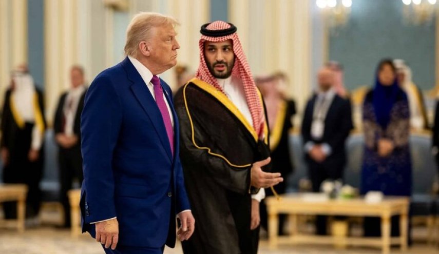 ترامپ: در حال بررسی قرارداد فروش جنگنده‌های اف-۳۵ به عربستان سعودی هستم