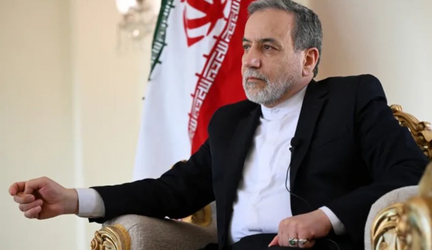 عراقجي: ايران تقف بقوة أمام الانتهاكات الصارخة للقانون الدولي
