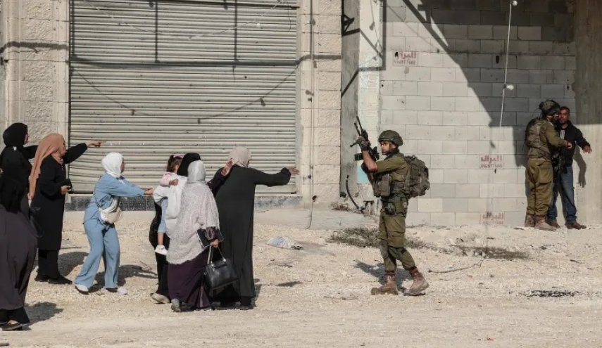 اقتحامات مسعورة للاحتلال تمتد من القدس إلى الخليل وتطال عشرات المناطق