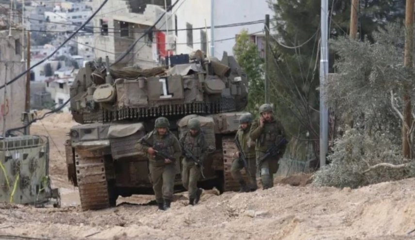 تداوم یورش‌ اشغالگران صهیونیست به کرانه باختری/  تفتیش گسترده خانه‌ها