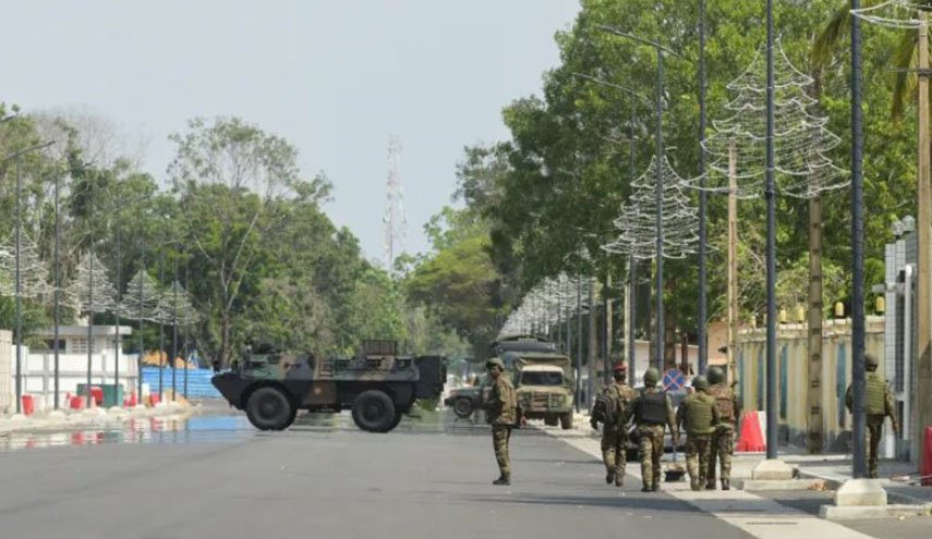 غموض بعد إعلان عسكريين السيطرة على السلطة في بنين