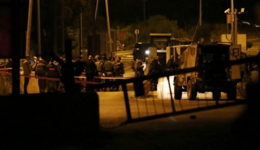 یورش‌های شبانه در چندین شهر کرانه باختری؛ بازداشت و زخمی شدن چند فلسطینی