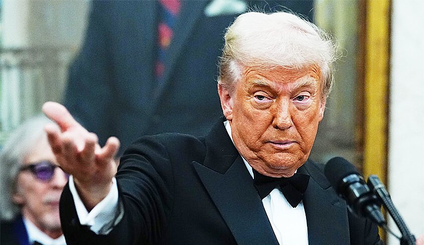 ’ترامب’ يهاجم قادة الاتحاد الاوروبي ويصفهم بـ'الضعفاء'!