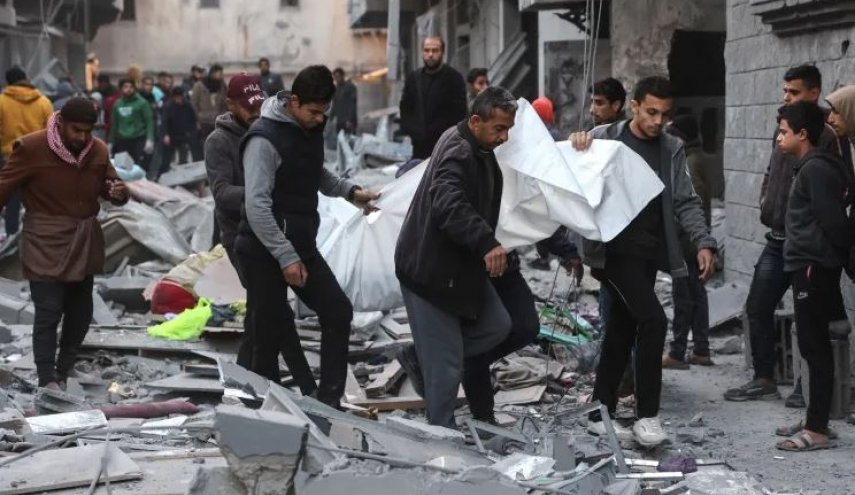 استشهاد 3 مواطنين بينهم سيدة وطفل في جباليا شمال غزة