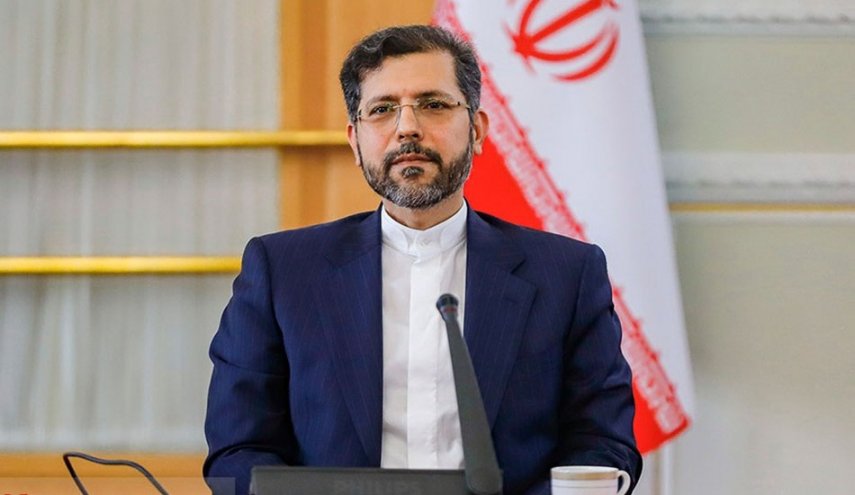 خطيب زاده: الشهيد 'قاسم سليماني' رمز وتجسيد لـمدرسة المقاومة