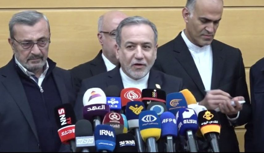 الخارجية الايرانية: اي محاولات للتدخل العسكري الاجنبي ستفشل
