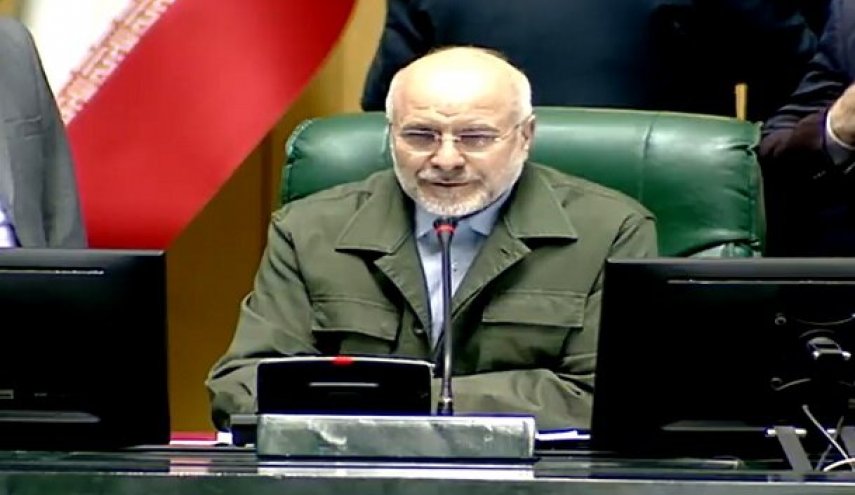 قالیباف: از توطئه دشمن شناخت دقیق داشته باشیم/ با دشمن در چهار جبهه در جنگ هستیم 