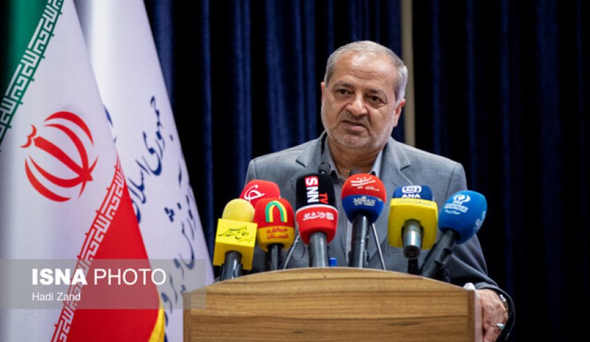 کلاس‌های درس تعطیل نیست/ به سؤالات و شبهات دانش‌آموزان پاسخ داده شود