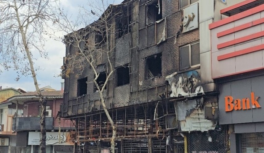 آتش‌سوزی 26 منزل مسکونی در اقدامات تروریستی
