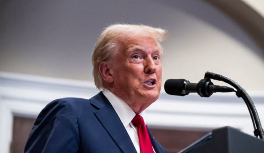 ترامب: الدول التي تتعامل تجارياً مع إيران ستدفع رسوما جمركية 25%