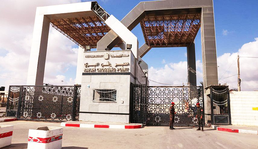 بغطاء من ترامب..  معبر رفح 'ورقة مناورة' بيد 'نتنياهو' 