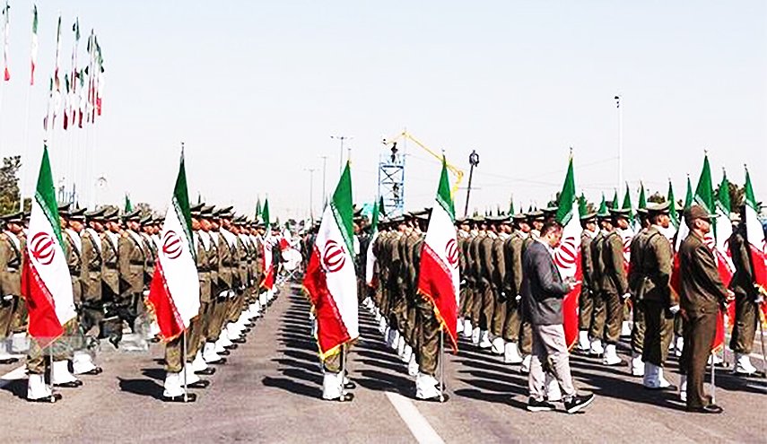 كبار القادة العسكريين: ايران ستدافع عن أمنها واستقلالها ومصالحها الوطنية   