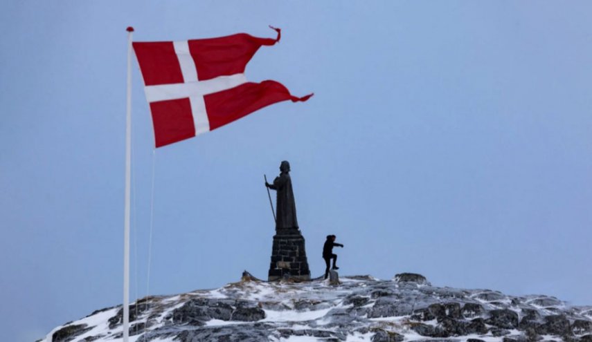رئيس حكومة غرينلاند: الجزيرة ليست للبيع