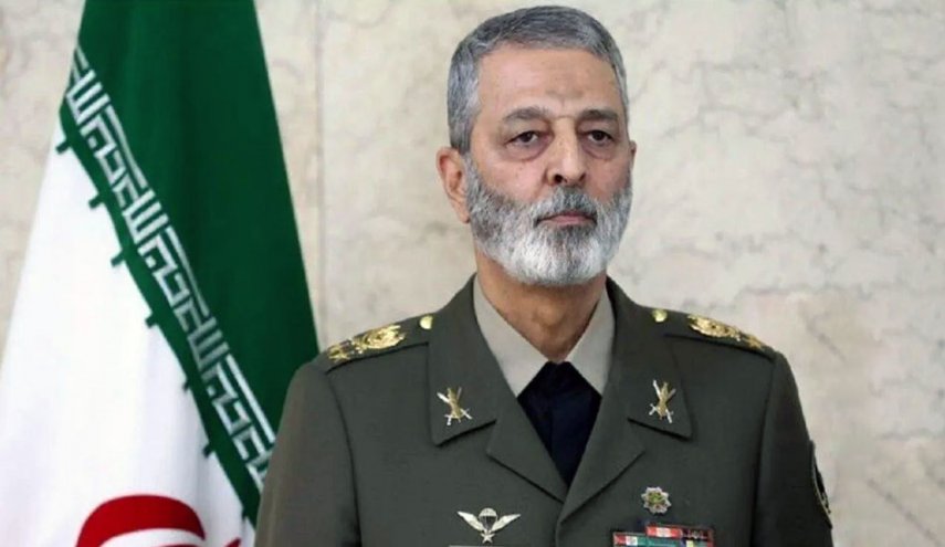 كبار القادة العسكريين: ايران ستدافع عن أمنها واستقلالها ومصالحها الوطنية   