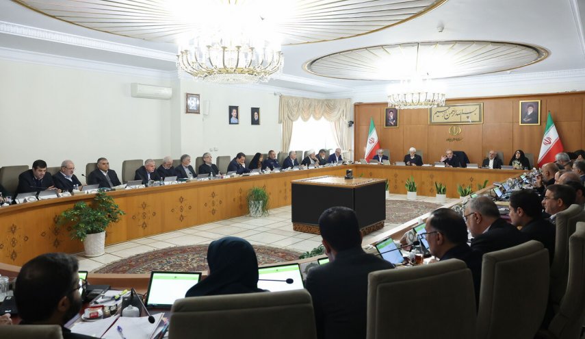 پزشکیان: اگر رضایت مردم را داشته باشیم، تلاش‌ دشمنان راه به جایی نخواهد برد