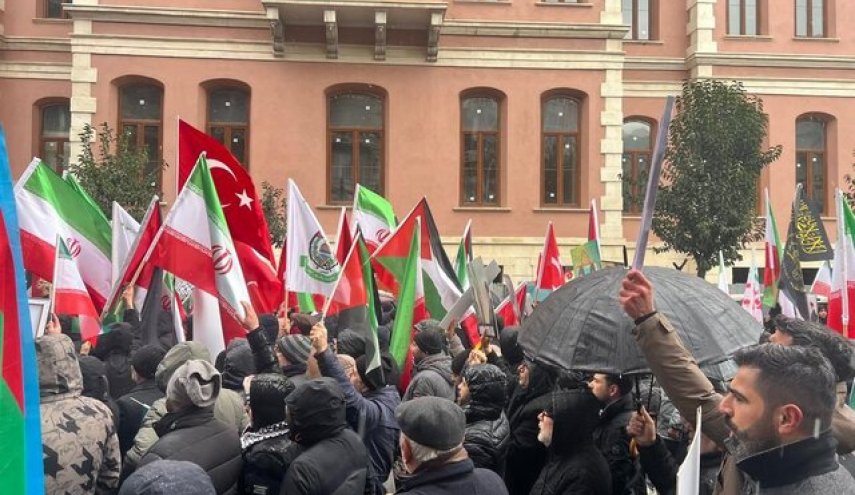 حمایت مردم ترکیه از ملت ایران + تصاویر و فیلم
