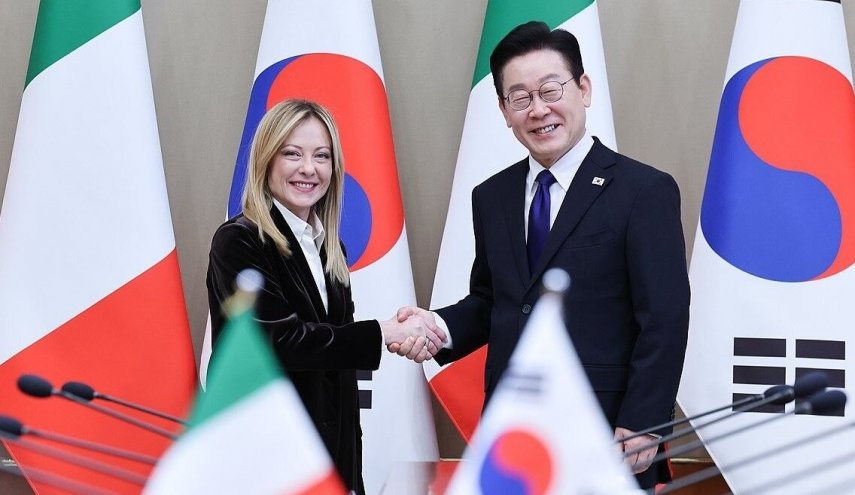 تاکید سران کره جنوبی و ایتالیا بر خلع سلاح کامل هسته‌ای در شبه جزیره کره