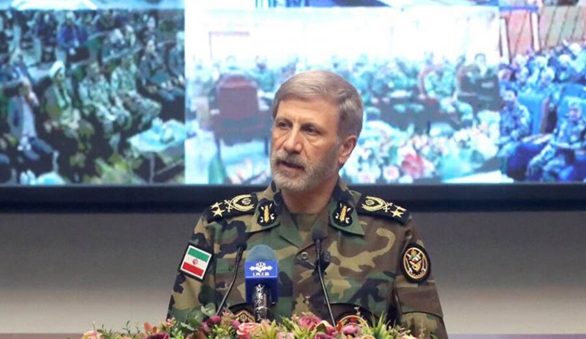 قائد الجيش الايراني: وحدة القوات المسلحة ضمانة للامن القومي