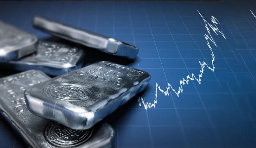 قفزة تاريخية.. الفضة تبلغ مستوى 101 دولار للأونصة عالميًا