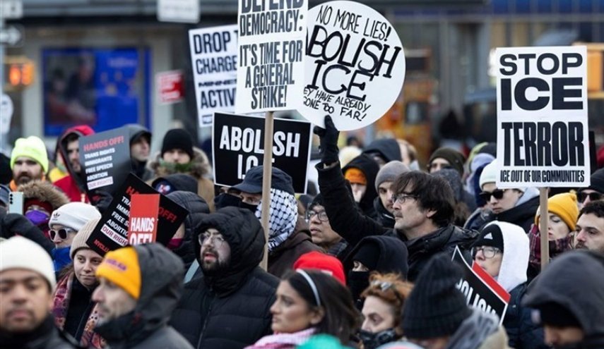 موج اعتراضات گسترده علیه قتل یک پرستار در سراسر آمریکا
