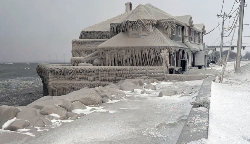 مليون شخص بلا كهرباء إثر عاصفة ثلجية تضرب اميركا