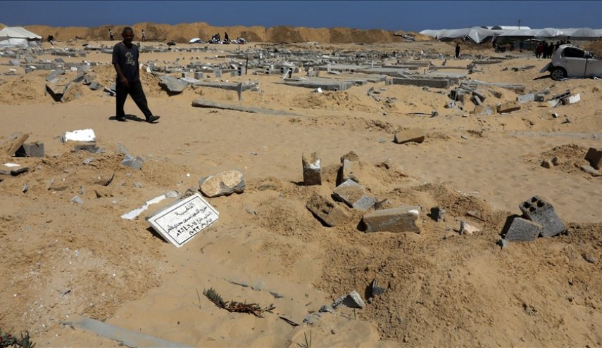 71 ألف طن من الذخائر و200 قبر منبوش..وجه آخر لحرب الإبادة بغزة