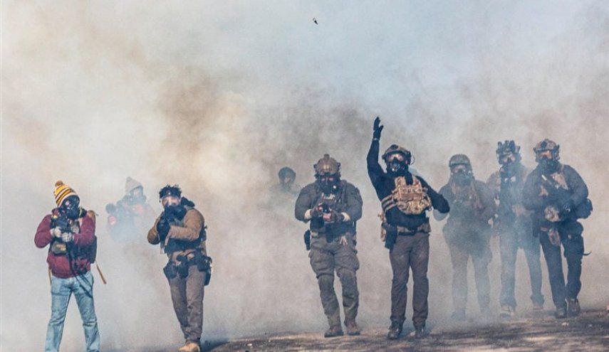 گاردین: وضعیت در مینیاپولیس تداعی‌کننده جنگ داخلی آمریکا است