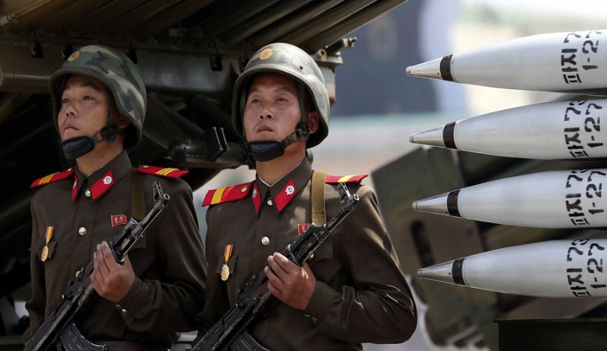 كوريا الشمالية تطلق 4 صواريخ في لاختبار نظام إطلاق جديد