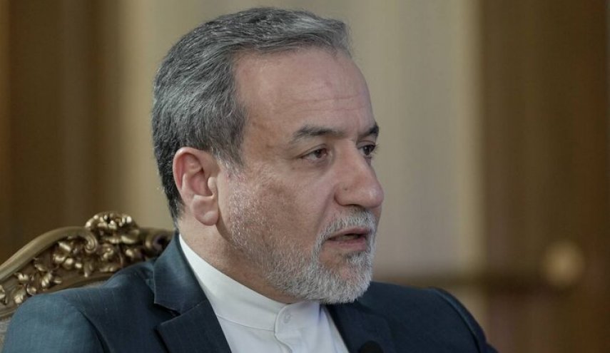 عراقچی: دیپلماسی از طریق تهدید نظامی نمی‌تواند نتیجه‌بخش باشد/ هیچ تماسی با ویتکاف صورت نگرفته است