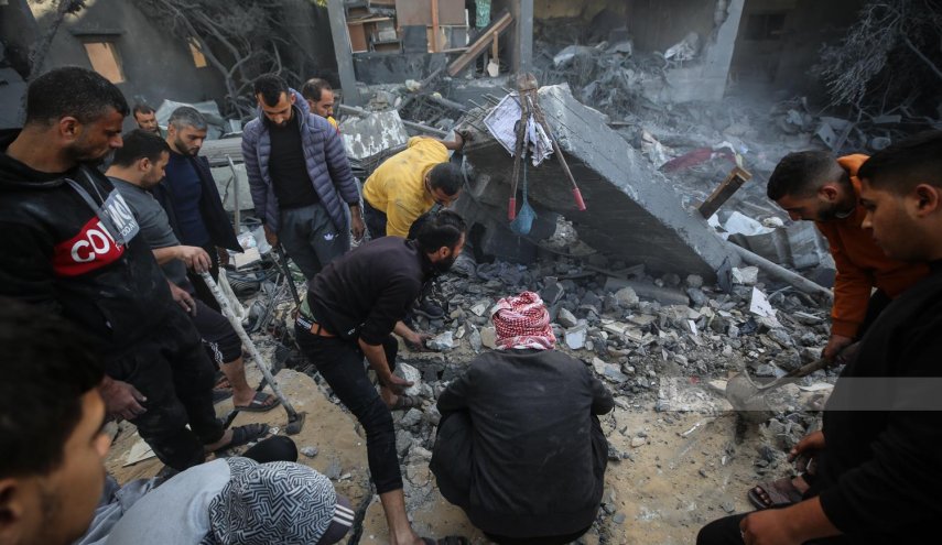 شهيدان بغارة لطيران الاحتلال على مخيم المغازي وسط غزة