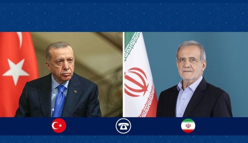 پزشکیان به اردوغان: رویکرد ایران بر پایه گفتگو و نفی تهدید است
