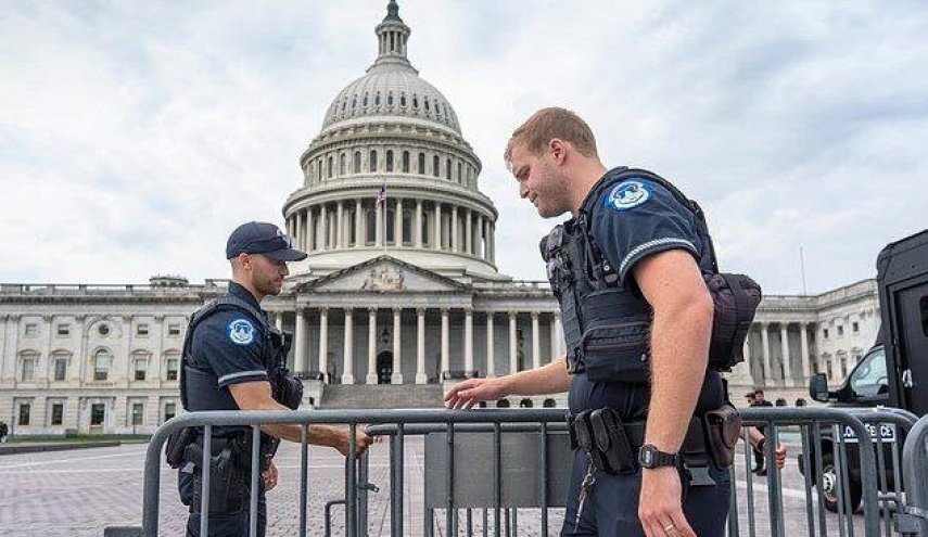 دولت آمریکا موقتا تعطیل می‌شود