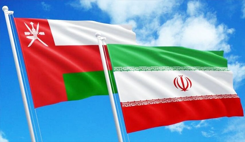 إيران وعمان تعززان التعاون الثنائي وتؤكدان دعم السلام الإقليمي